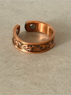 Copper Running Galloping Horse Embossed Magnetic Open  Adjustable Ring